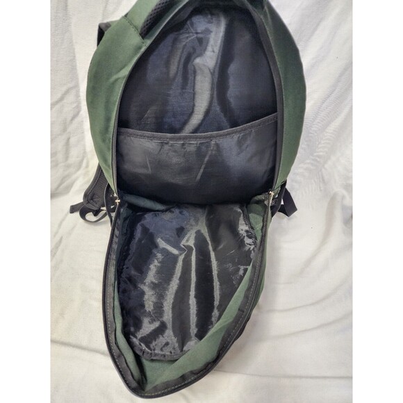 Alaska Green Canvas Backpack 2 Zipper. - Picture 7 of 15